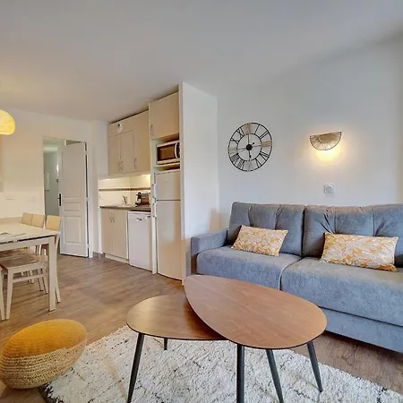 Immogroom - 3 - Renovated - Pool - Air Conditioning - Parking - Wifi Apartment *